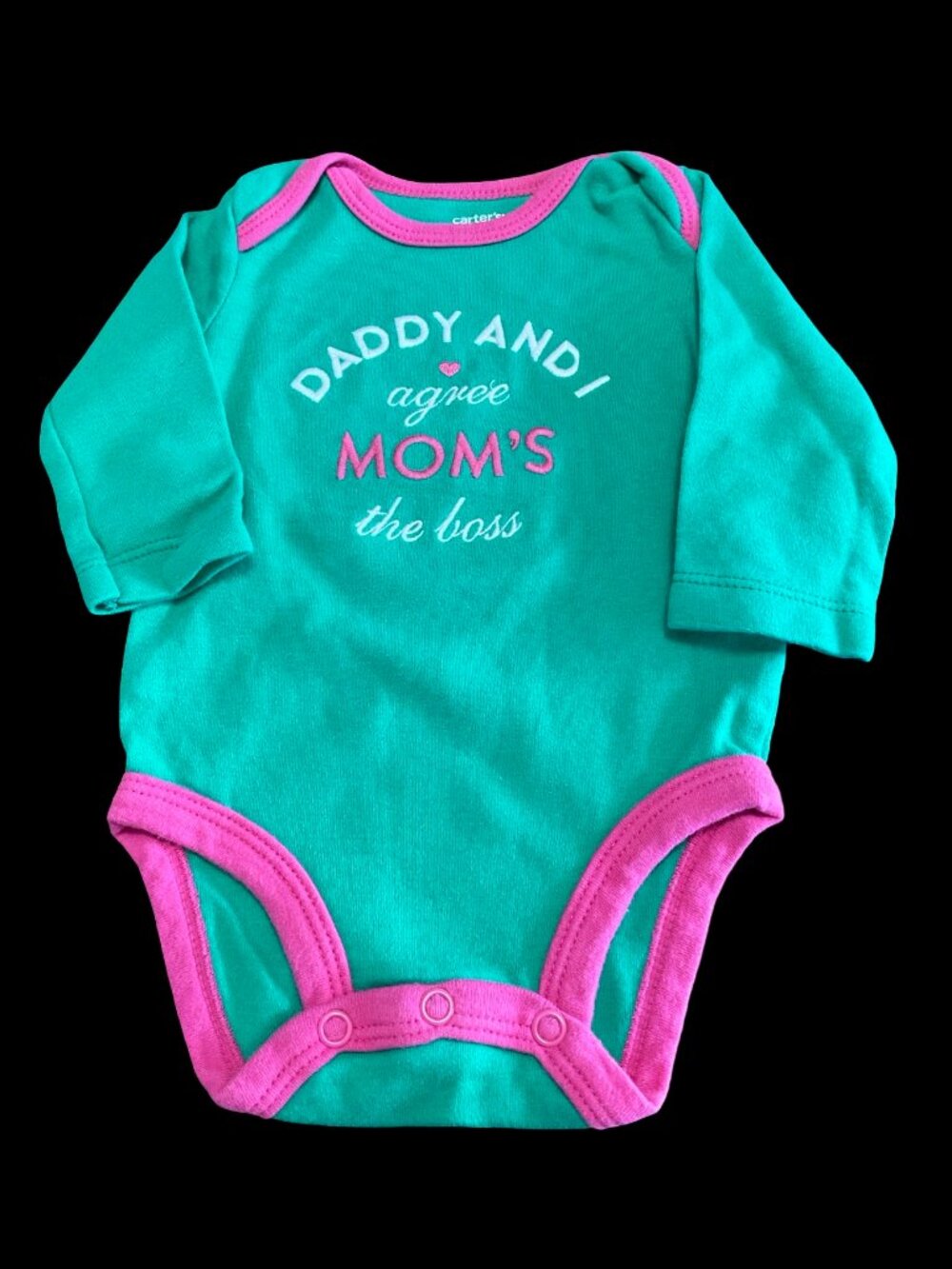 👣 10/$25 - Green/Pink "Daddy & I Agree, Mom's The Boss" Long Sleeve Onesie